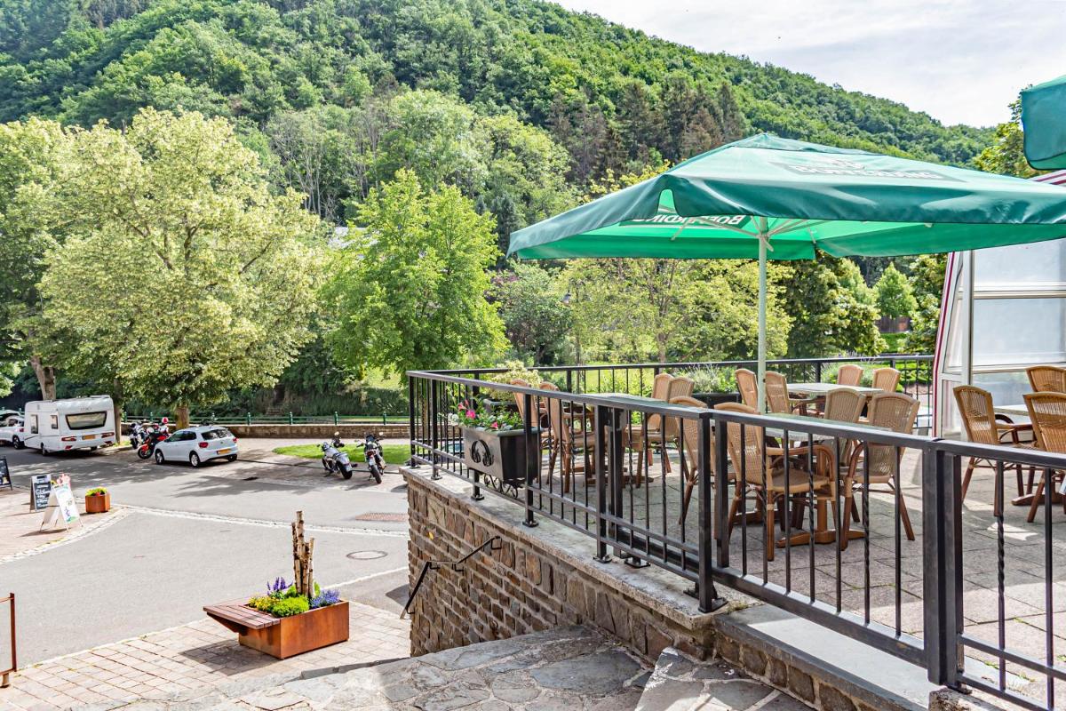 Hotel Le Postillon - Housity