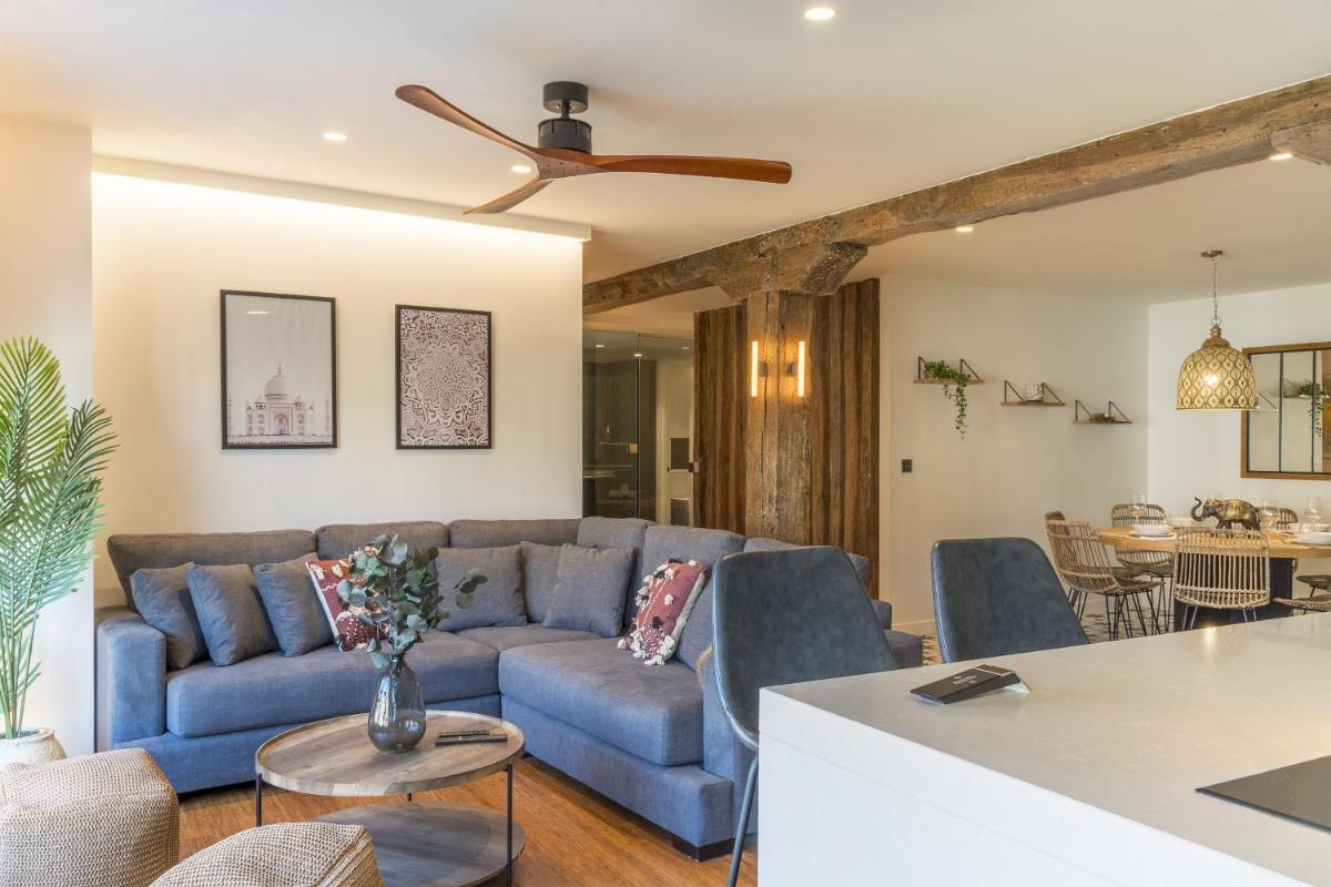 Ria AC by Staynnapartments - Housity