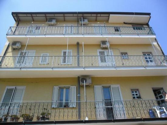 B&B NONNA PINA - Housity