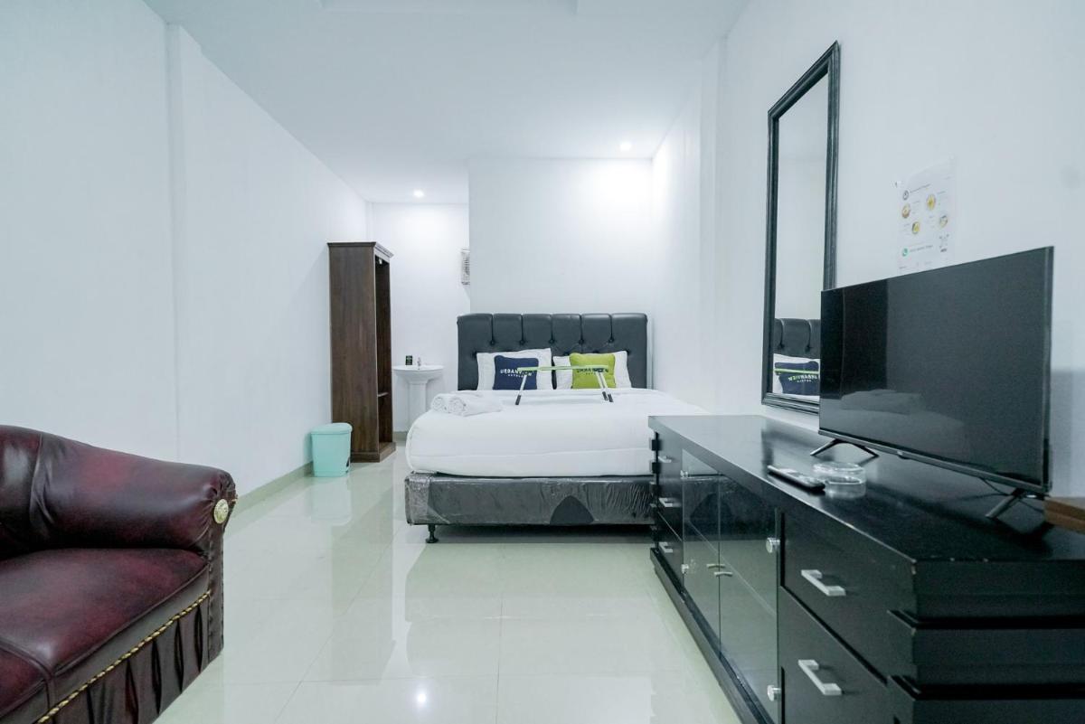 Urbanview Hotel Pondok Indah Pringsewu By RedDoorz - Housity