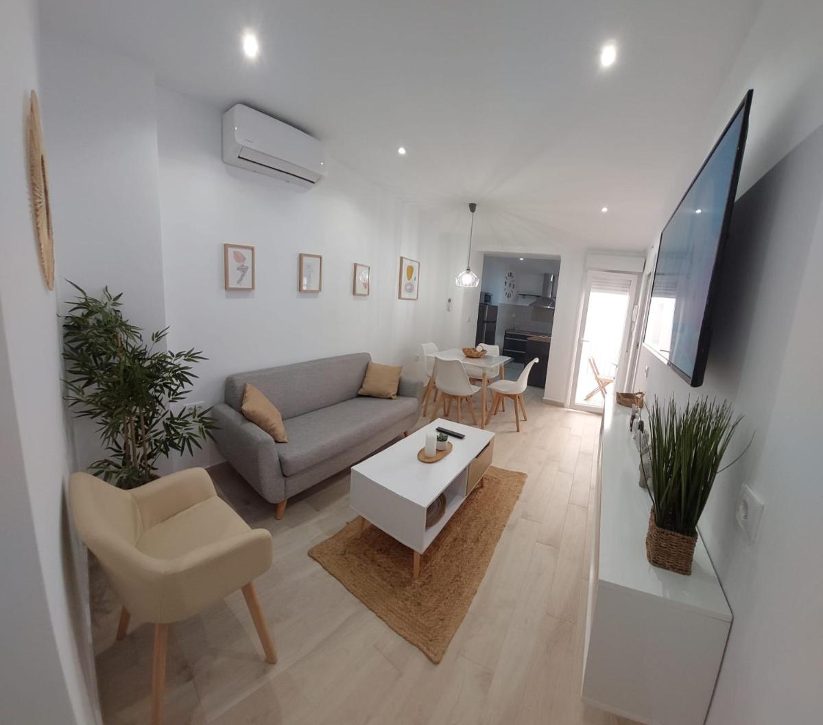 Apartamentos Centro Confor 3 - Housity