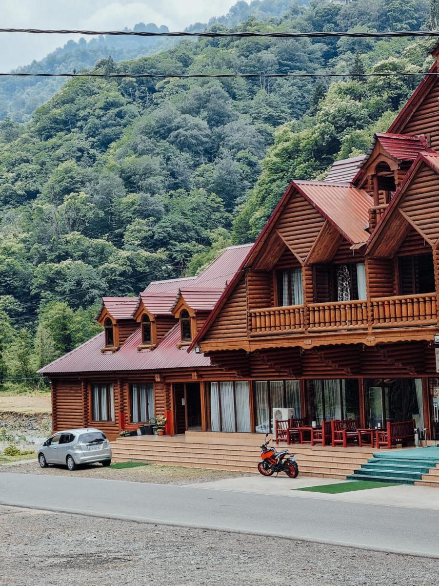 Hotel Chveneburi - Housity