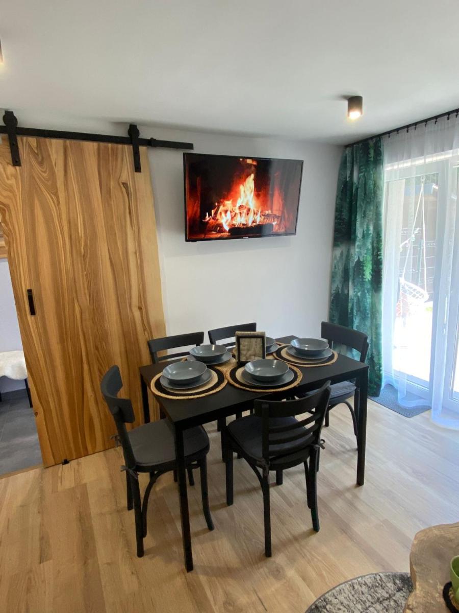 ROZETA SZCZYRK apartament przy Gondoli z sauną , jacuzzy, ogrodem i tarasem - dawniej U GAZDY - Housity