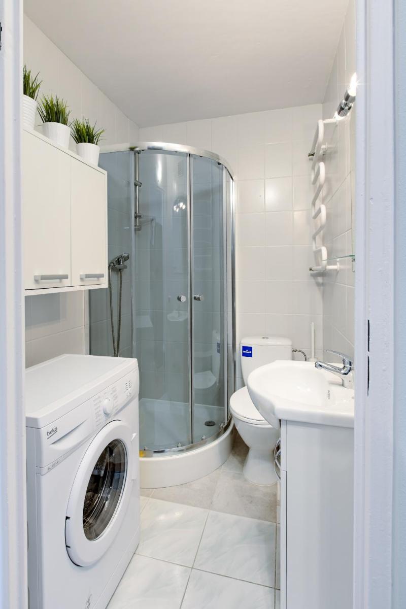 SuperApart Krzywo? 8 ROOMS - Housity