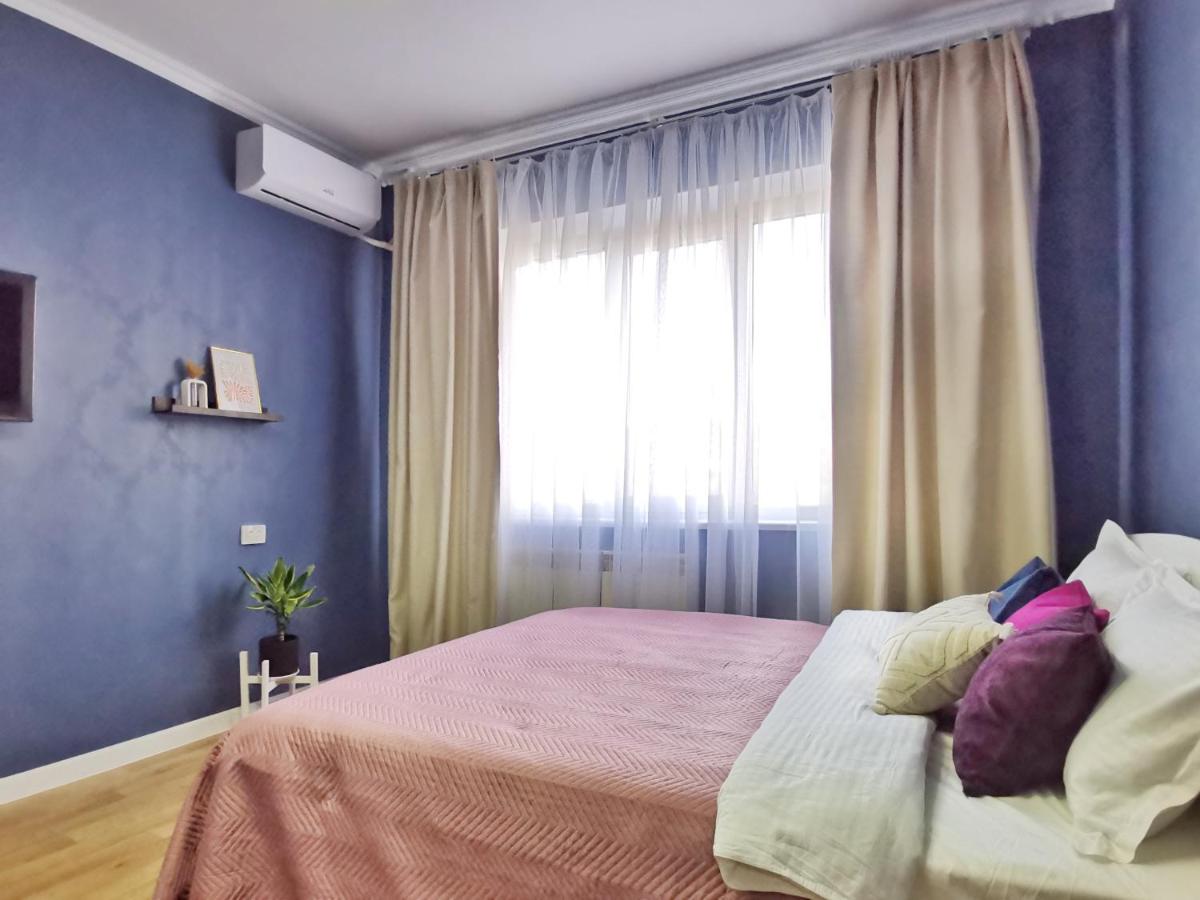 Prekrasnaia kvartira koktobe s vidom na gory - Housity