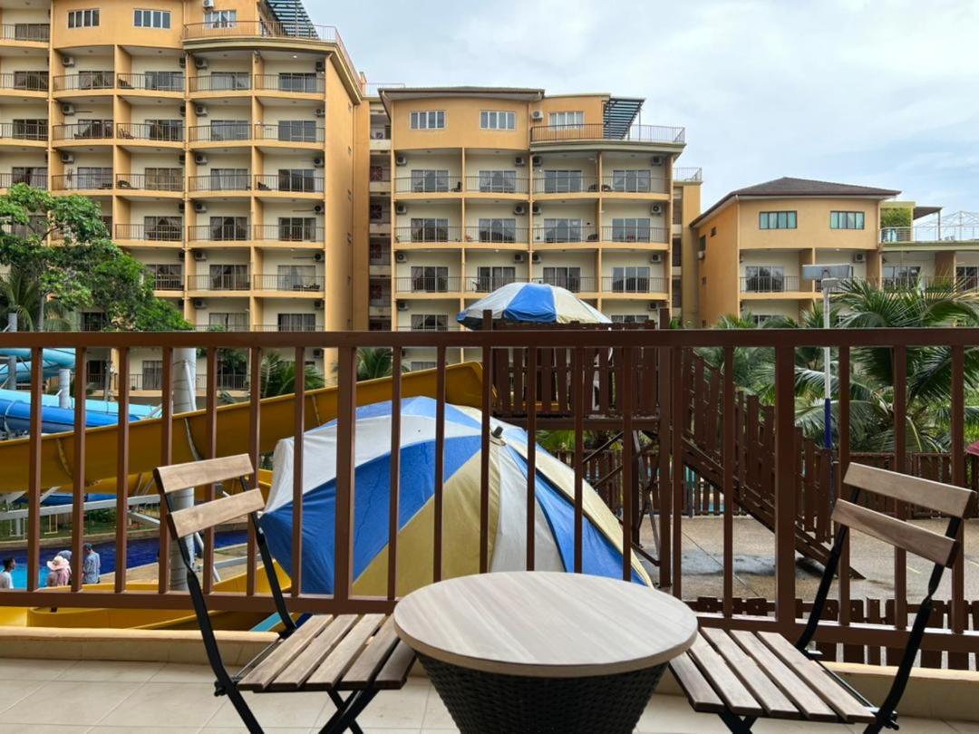 Relax At Gold Coast Morib - Housity