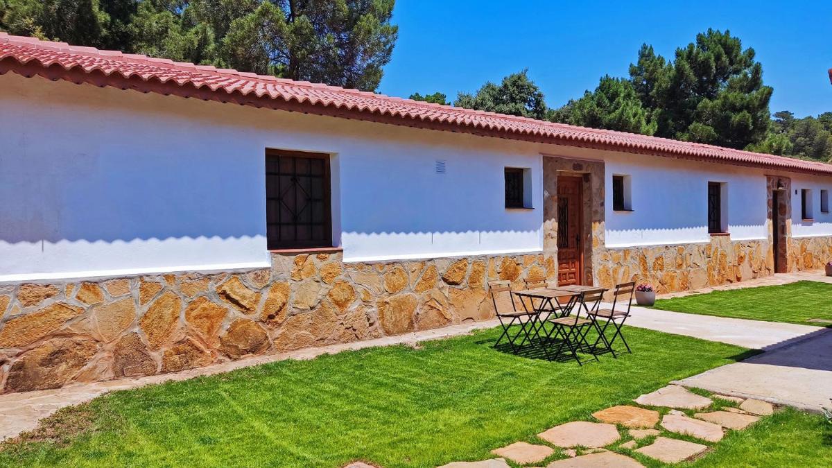 Apartamentos Econatur - Housity