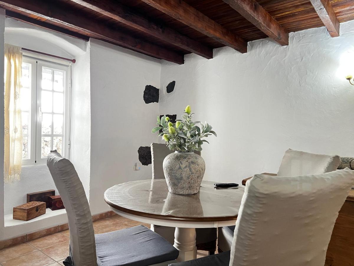 Suitetrails - Beautiful and downtown apartment with swimming pool