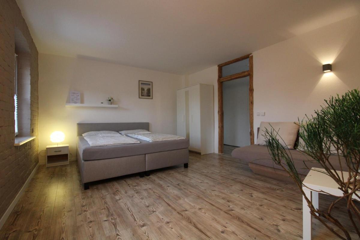 Ferienwohnung in herrlicher Teichlandschaft - Housity
