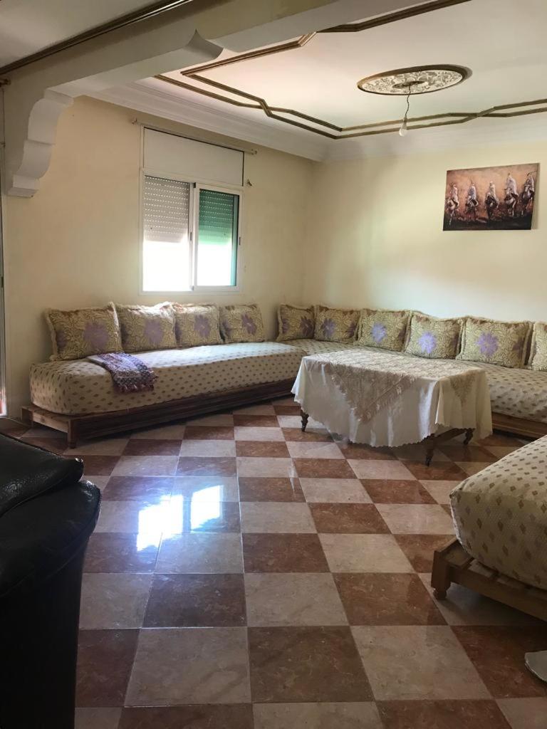 Étage de villa à 2 min de la plage sidi Bouzid - Housity