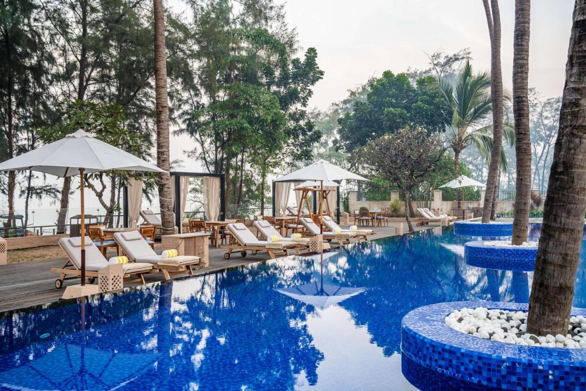 Silver Waves Resort & Spa - Daman - Housity