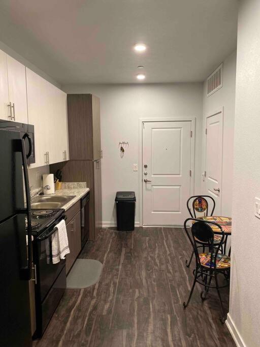 Phx Studio Living - Housity