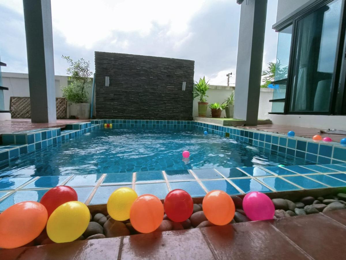 Richly pool villa@Phitsanulok - Housity