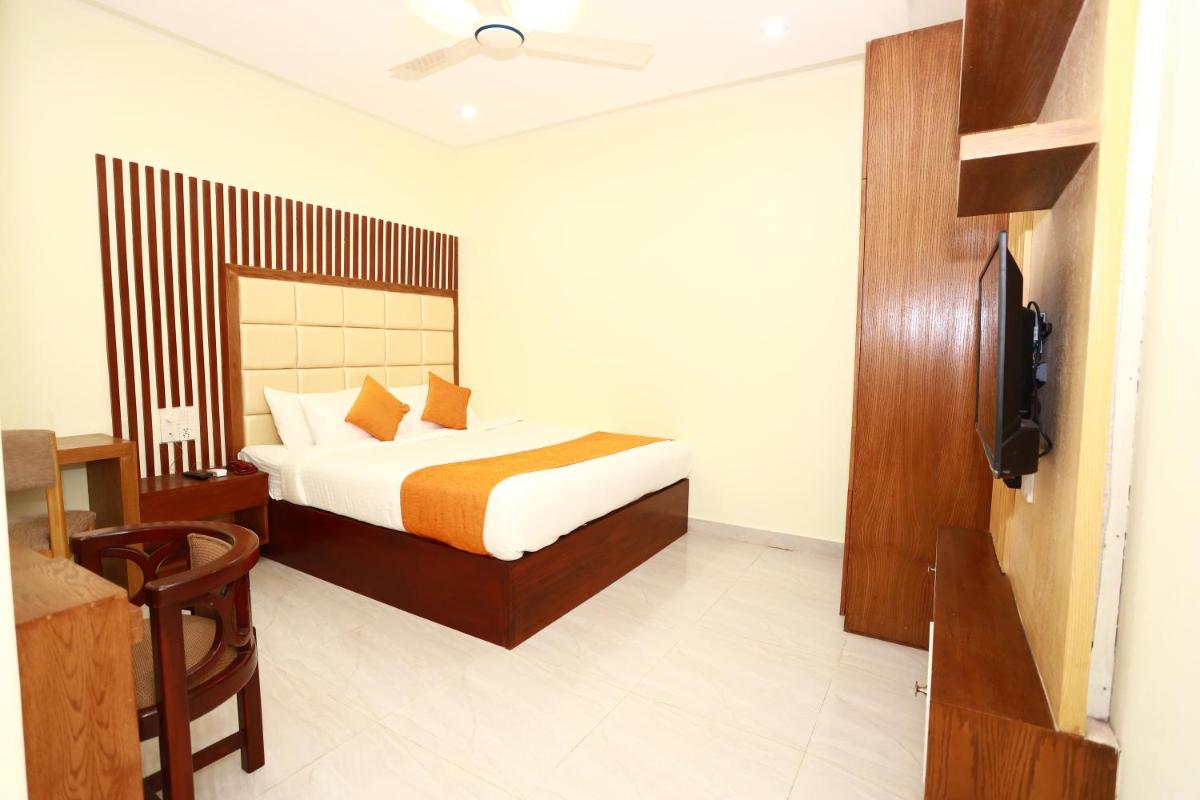 Jatra Grand Castle Hotel - Housity