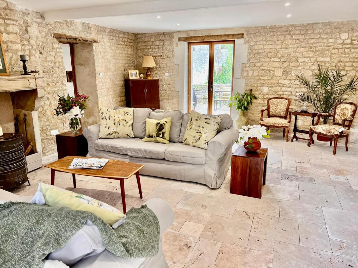 GreenGates-Lavender Cottage - Housity