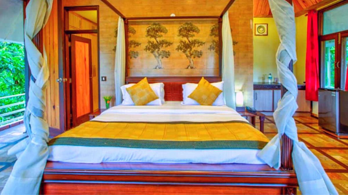 Pyramid Home Divine - A Wellness Resort - Housity