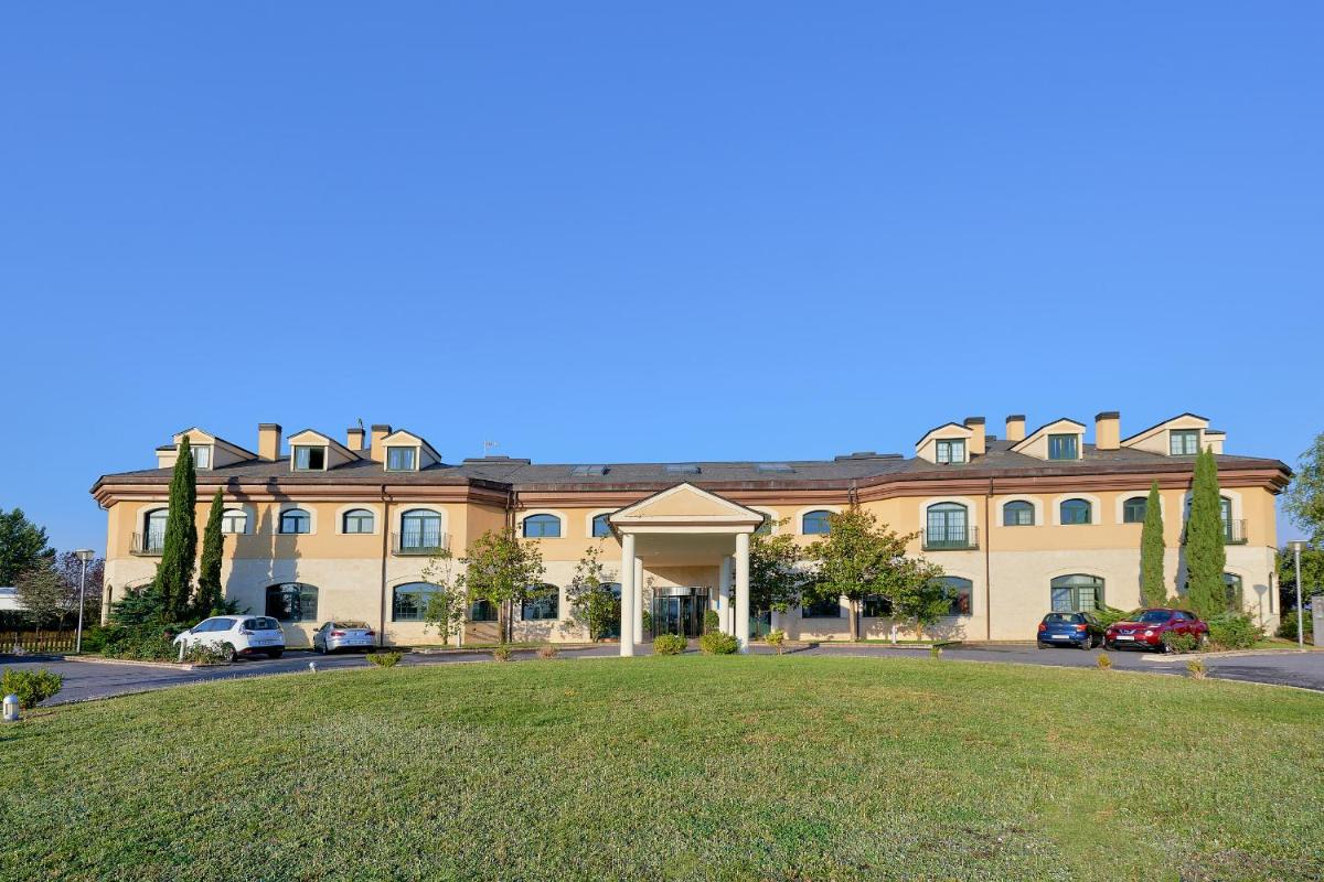 Hotel Fontecruz Ávila - Housity
