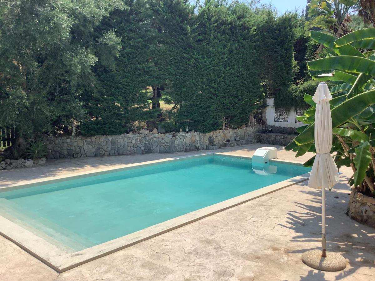 Tatiana Deluxe Apartment with Private Pool by Gigi Star - Housity