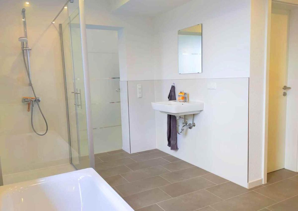 Cozy & Modern 4 Room Flat near Hanau - Housity