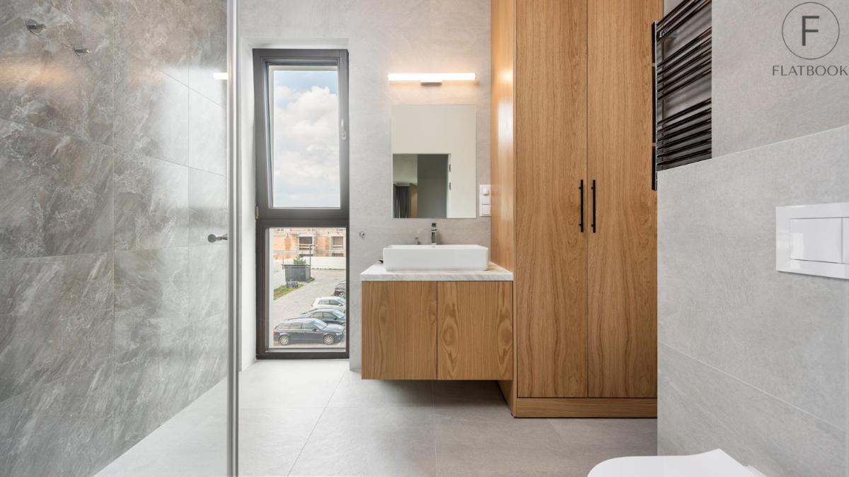 Flatbook - Yacht Harbor Apartments Sol Marina - Housity