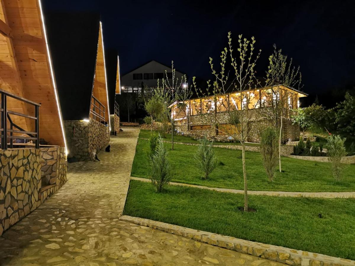 Valea cu Dor Verde - Housity