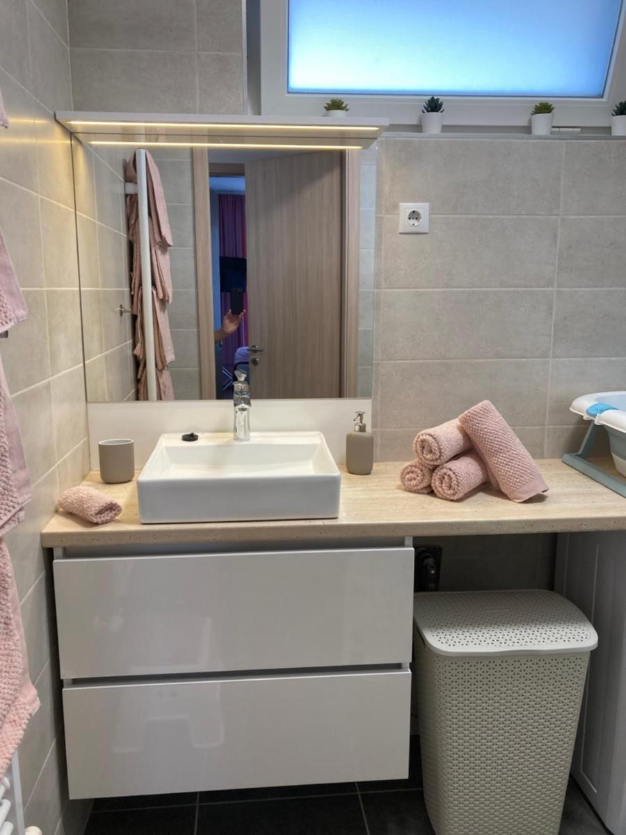 Suitetrails - WESTSIDE HOME APARTMAN # FONYÓD