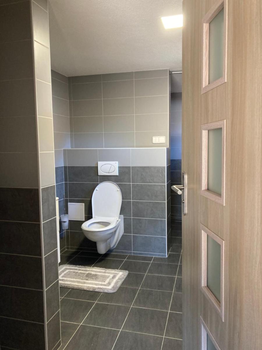 Apartman U Mostu - Housity