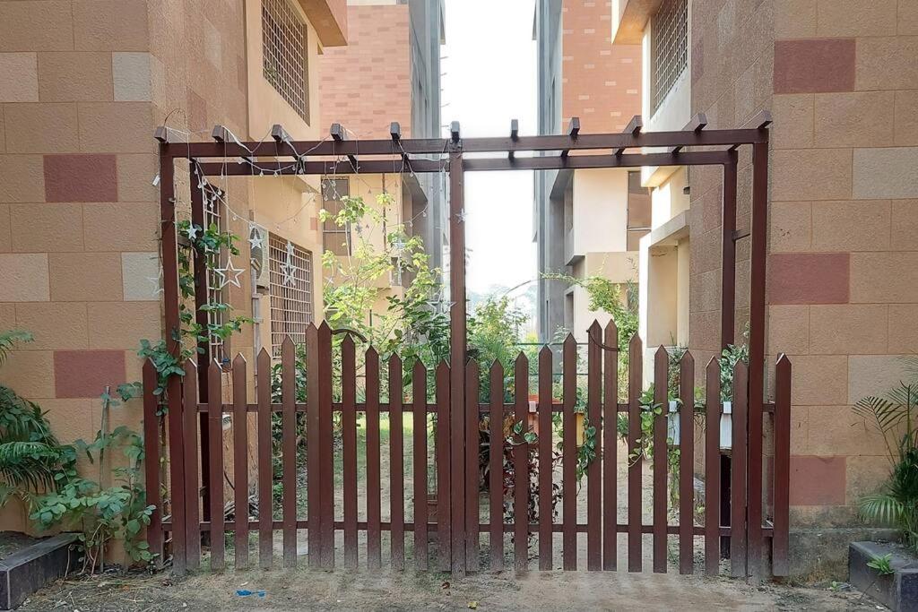 Entire 3 bedroom Duplex Villa with Garden at Vedic Village,Kolkata - Housity