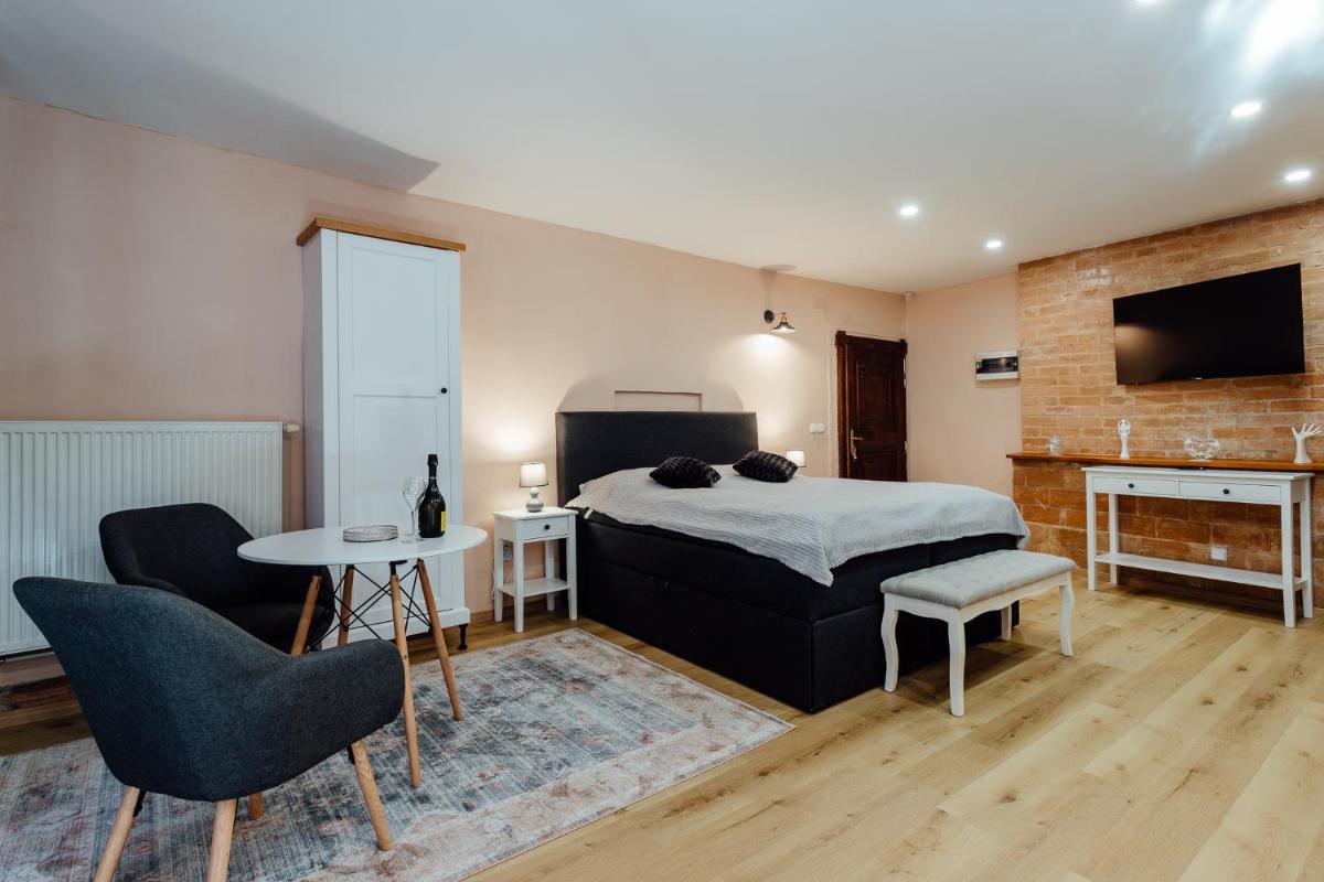 Penzion Cosmopolitan II. - Housity