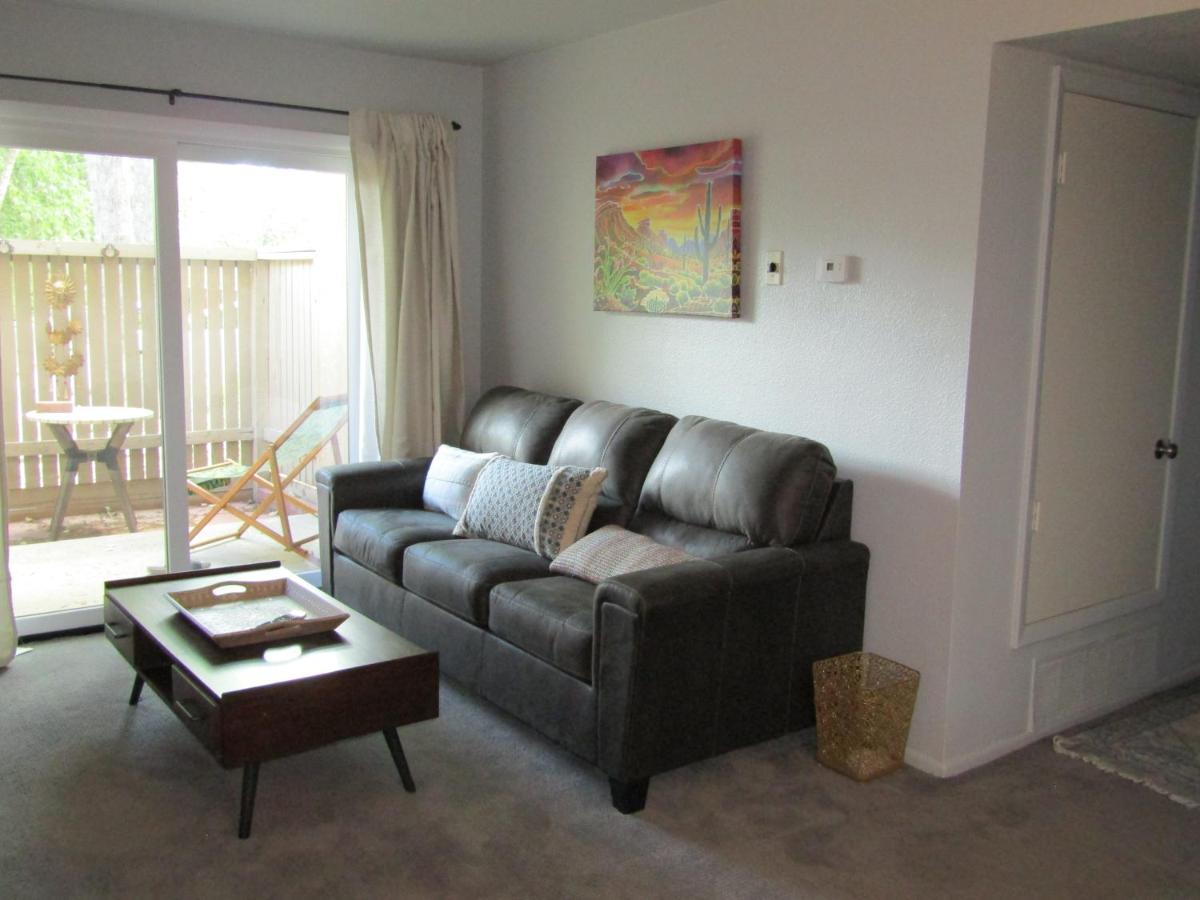 Reserve 401 - Housity