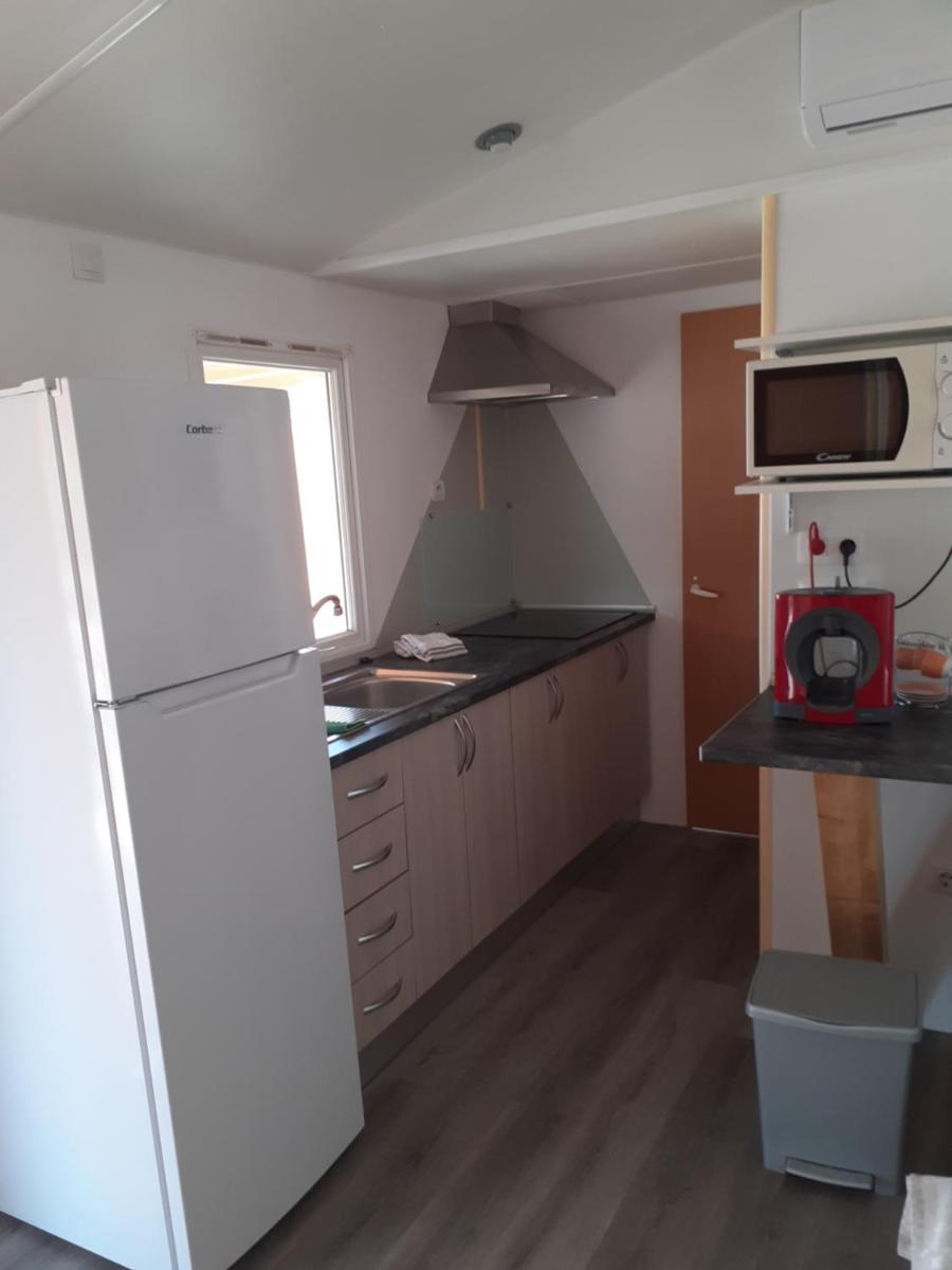 COUNTRY HOME - Housity
