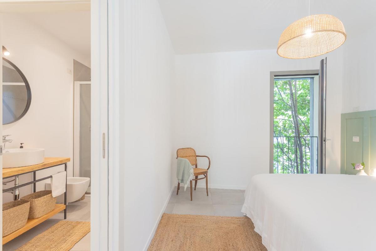 Ginepro & Salvia Apartments in Como by Rent All Como - Housity