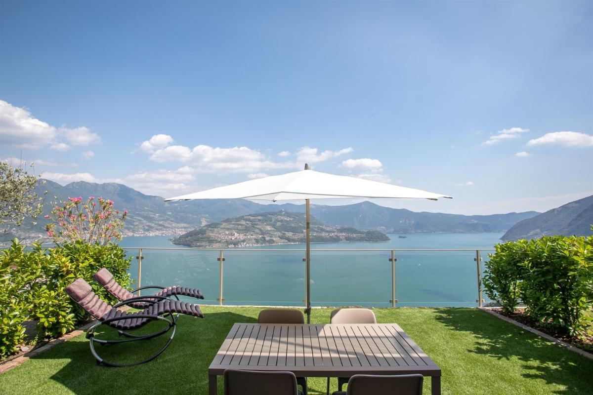 IseoLakeRental - Appartamento Celeste - Housity
