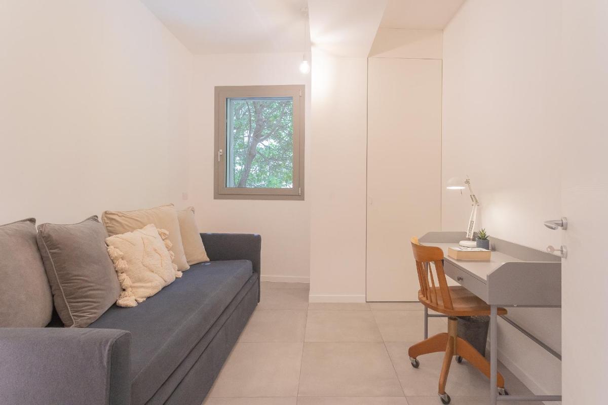 Ginepro & Salvia Apartments in Como by Rent All Como - Hizvo