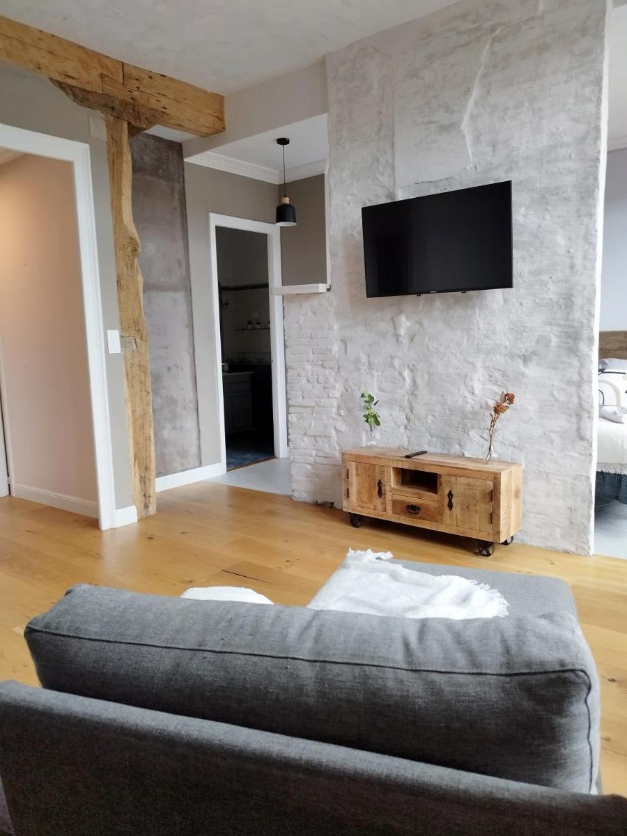 Railway by Staynnapartments - Housity