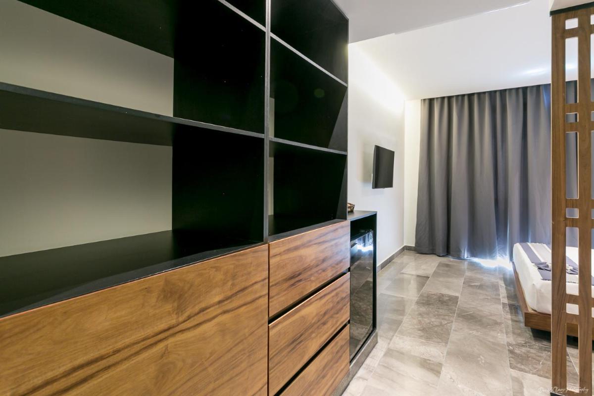 IIK Tulum by Groovy Stays- A Hip Condo-Hotel with WIFI, Rooftop, Pool, Sleeps 6 - Housity