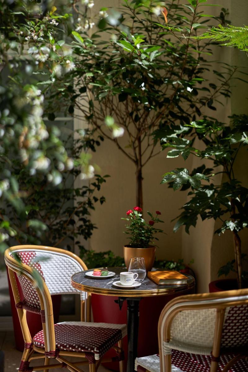 Jardin de l'établissement Hotel Villa Romantic & Spa
