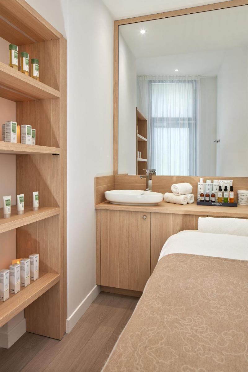 Un ou plusieurs lits dans un hébergement de l'établissement Hotel Villa Romantic & Spa