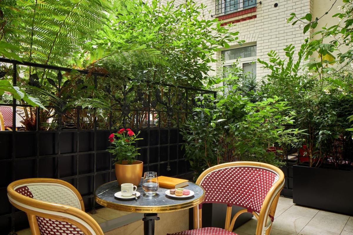 Jardin de l'établissement Hotel Villa Romantic & Spa