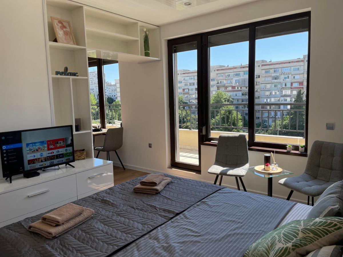 Studio Rêve - Housity