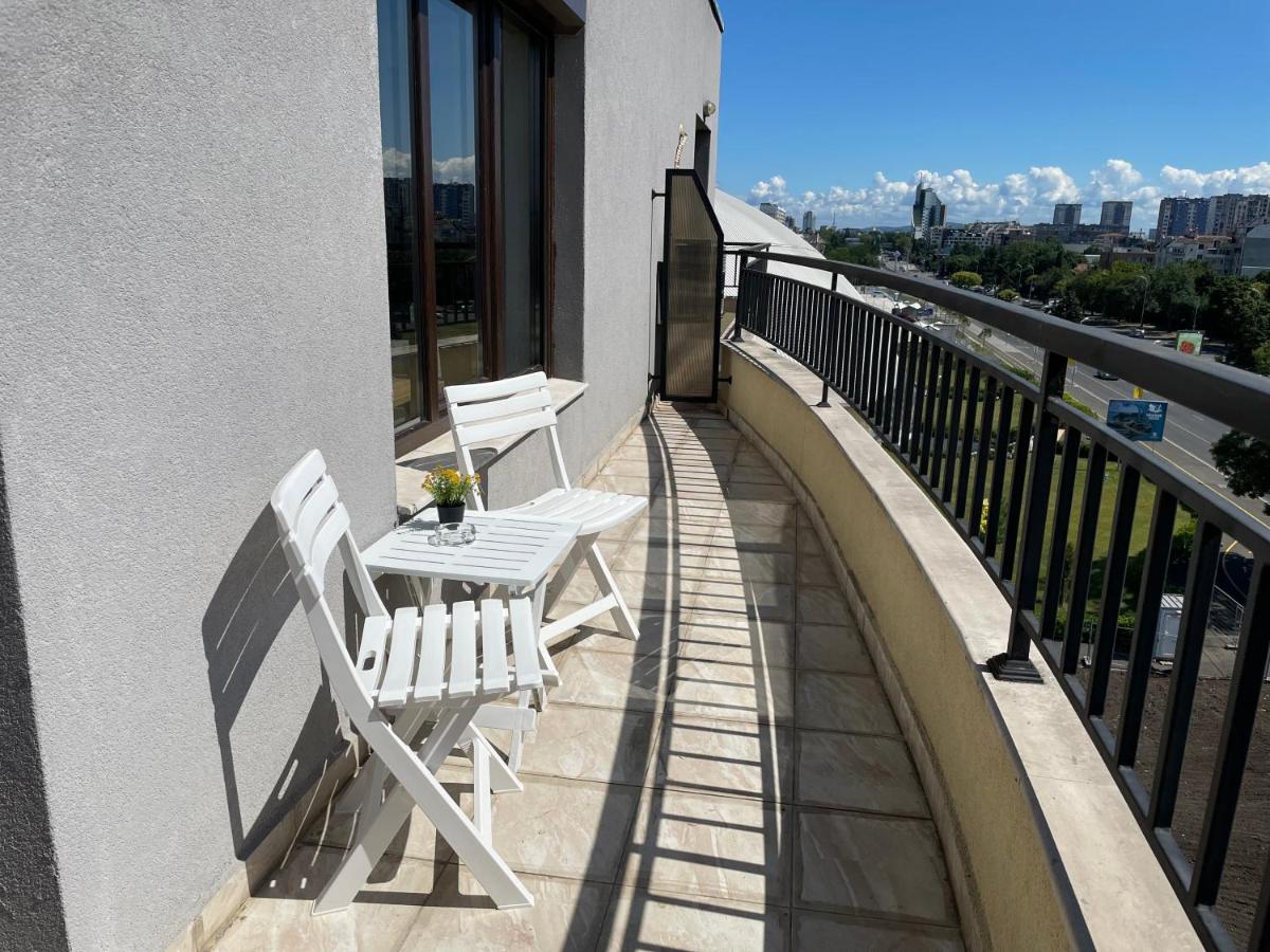 Studio Rêve - Housity