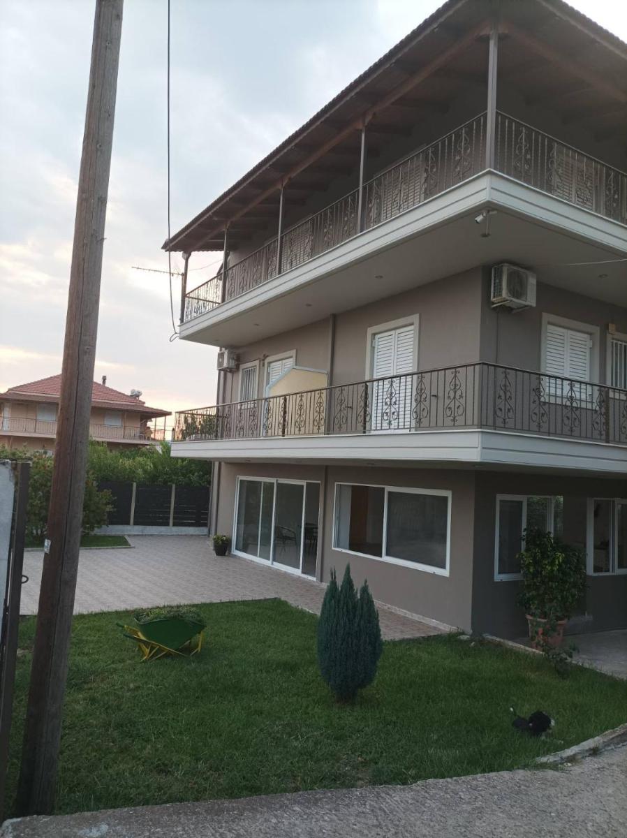 Eirini's Apartment - Housity