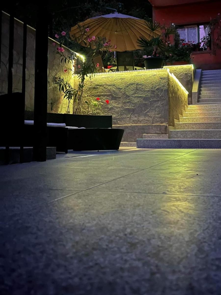 Casa Simionov - Housity