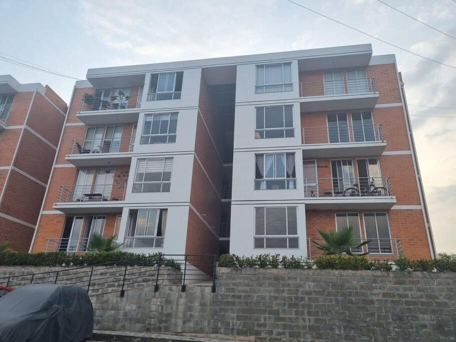 Hermoso apartamento con la mejor vista de anapoima - Housity
