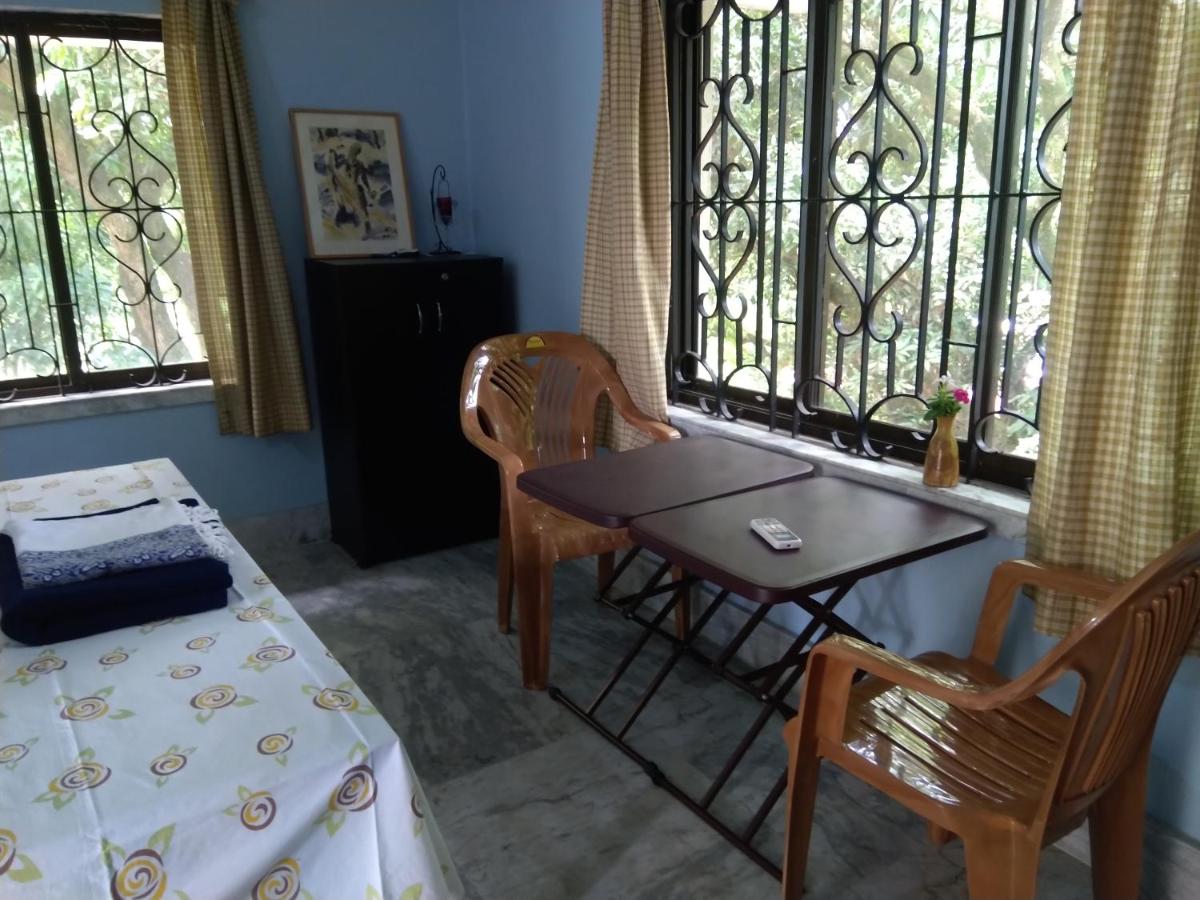 RNR Homestay Santiniketan - Housity