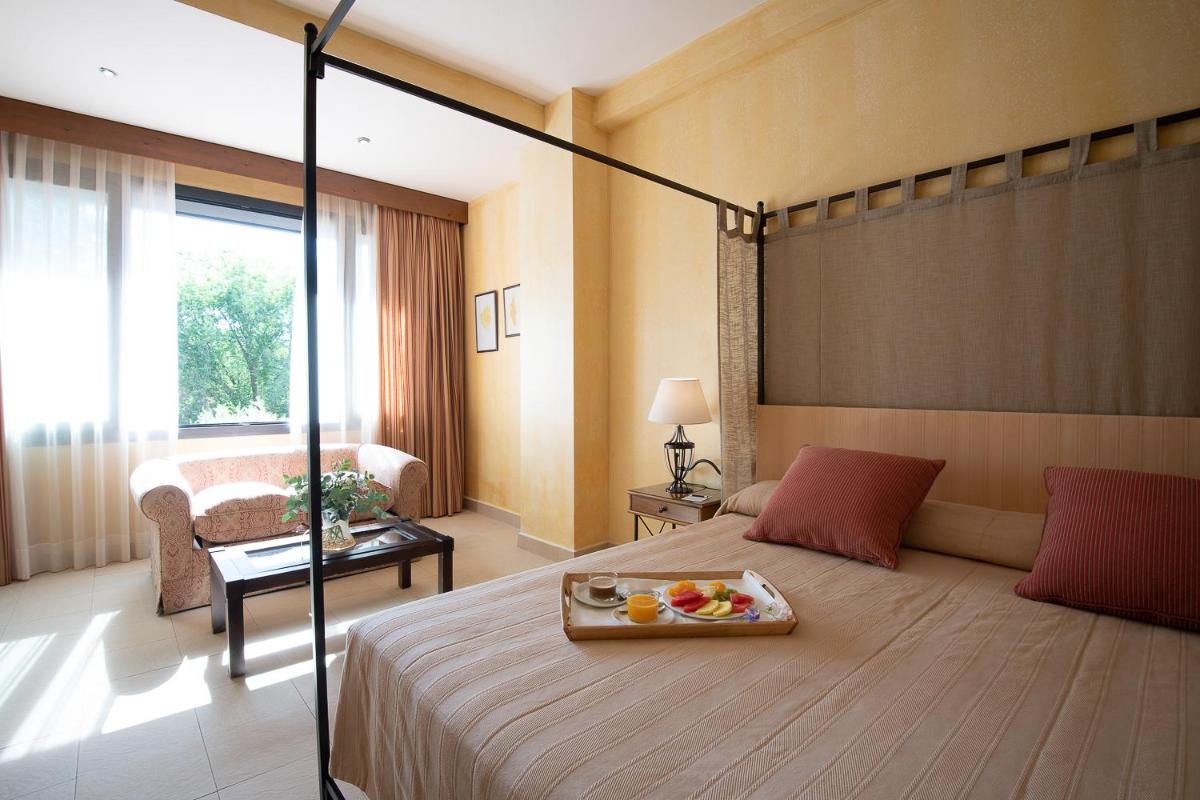 Cama o camas de una habitación en Intelier Airén