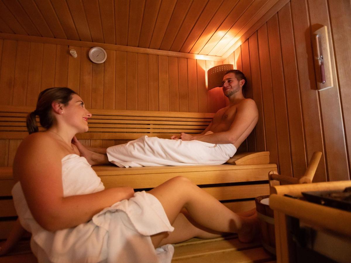 Clients de l'établissement Hotel Restaurant & Spa Verte Vallée