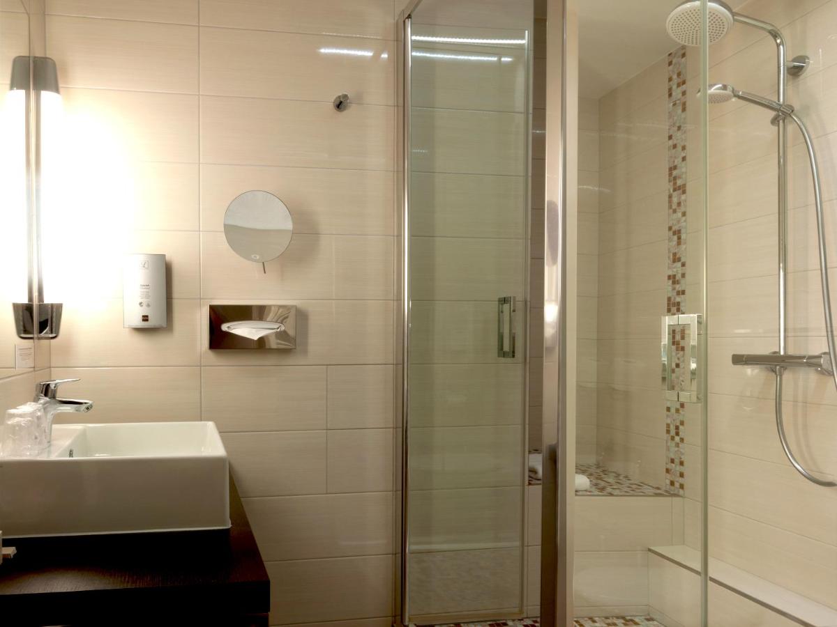 Salle de bains dans l'établissement Hotel Restaurant & Spa Verte Vallée