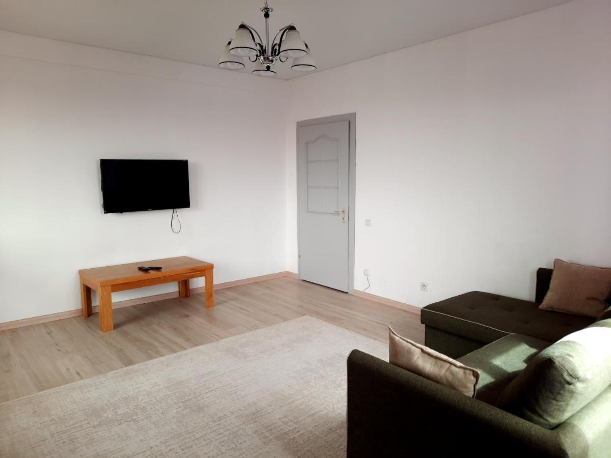 Diplomat 3 - Housity