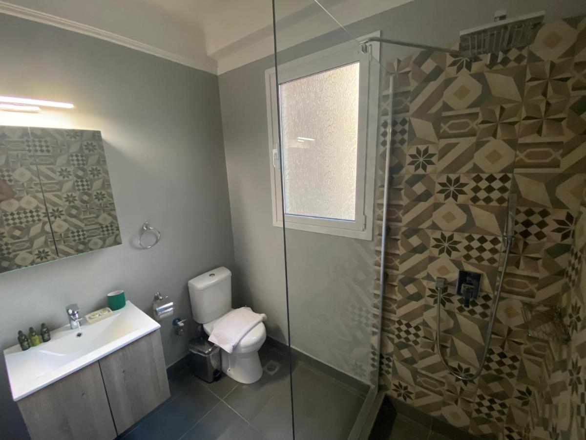 Theo Appartement Athen - Housity